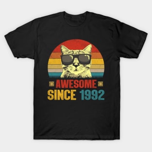 Awesome Since 1992 32nd Birthday Gifts Cat Lover T-Shirt